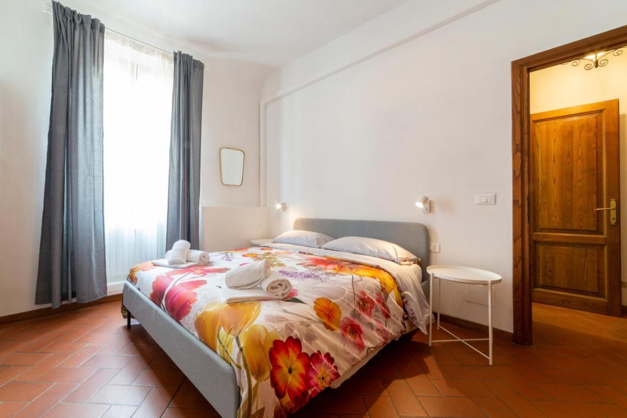 110 Sqm Apartment 6 Sleeps In Santa Croce 피렌체 외부 사진