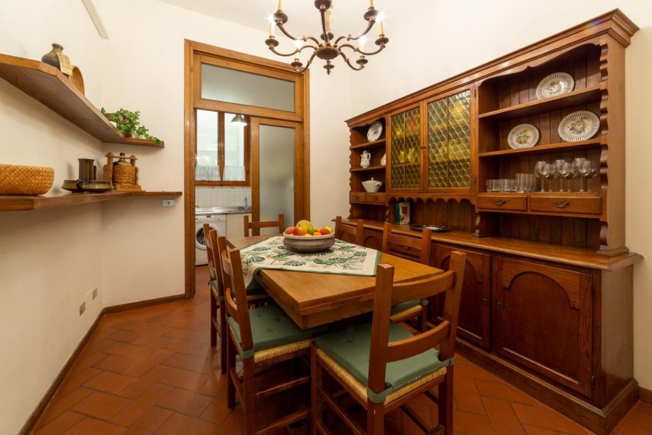 110 Sqm Apartment 6 Sleeps In Santa Croce 피렌체 외부 사진