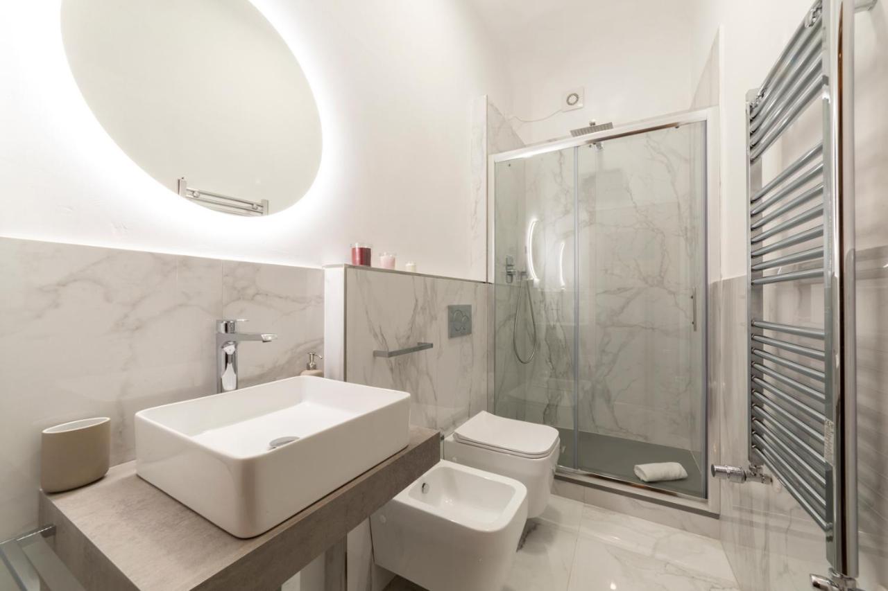 110 Sqm Apartment 6 Sleeps In Santa Croce 피렌체 외부 사진